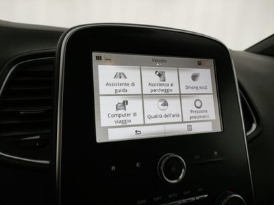 Renault Scenic E-Tech Electric 2.0 16V dCi Dynamique (14)