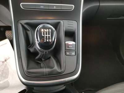 Renault Scenic E-Tech Electric 2.0 16V dCi Dynamique (16)