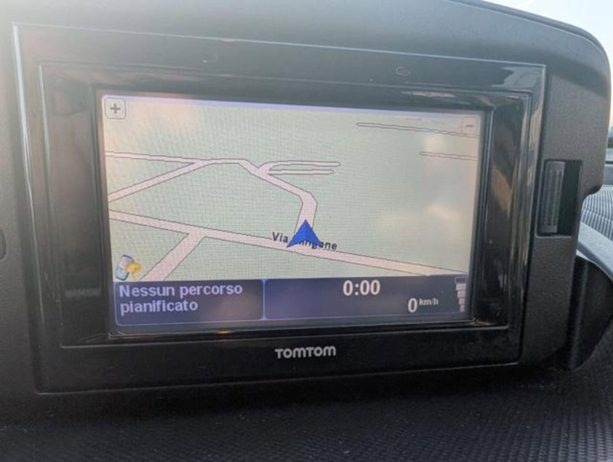 Toyota Aygo 1.0 12V VVT-i 5 porte Active Connect (10)