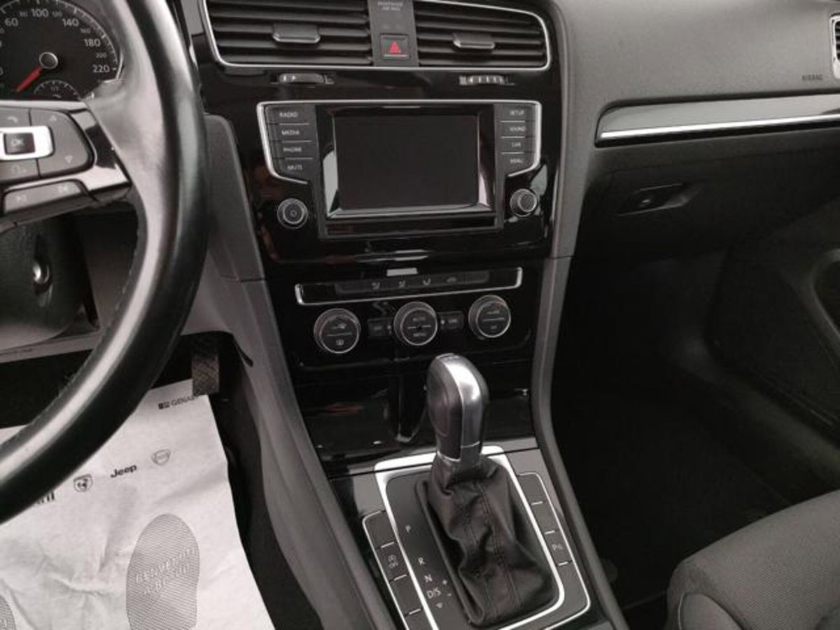 Volkswagen Golf 2.0 TDI DSG 5p. Highline BlueMotion Technology (11)