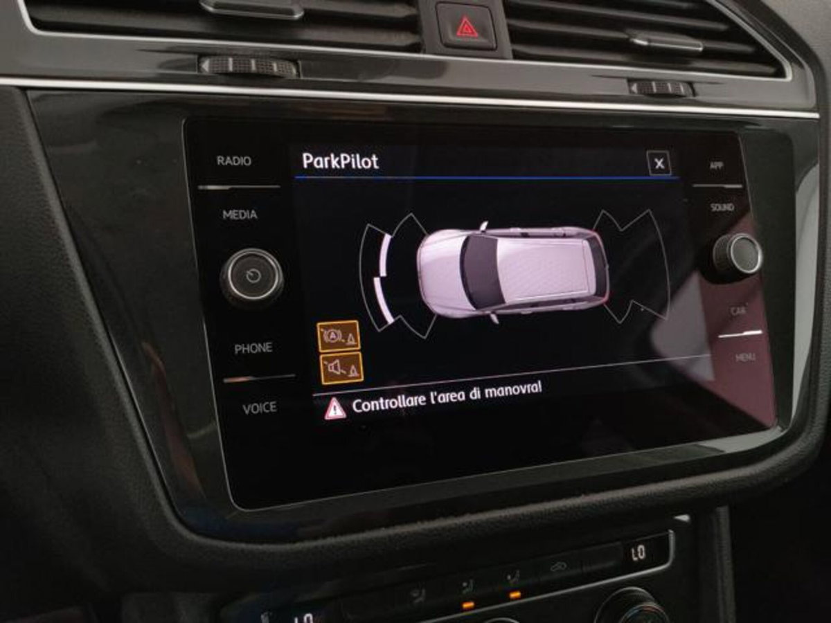 Volkswagen Tiguan Allspace 2.0 TDI SCR DSG 4MOTION R-Line (15)