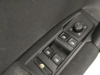 Volkswagen Tiguan Allspace 2.0 TDI SCR DSG 4MOTION R-Line (18)