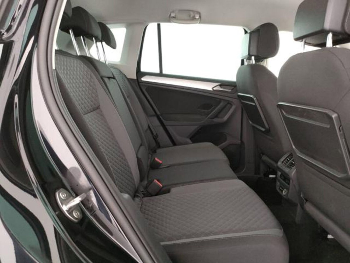 Volkswagen Tiguan Allspace 2.0 TDI SCR DSG 4MOTION R-Line (19)
