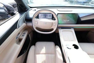 XPeng G9 G9 94,6 kWh Long Range rwd (5)