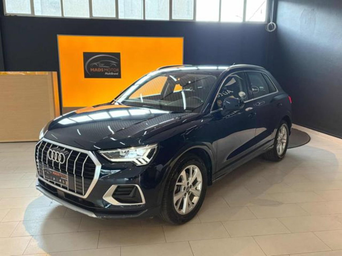 Audi Q3 35 TFSI Business (2)