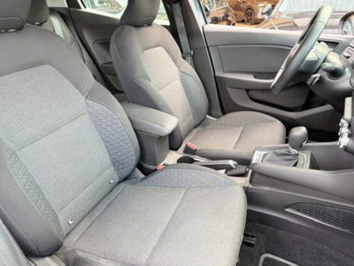 Renault Clio Full Hybrid E-Tech 140 CV 5 porte Business (12)