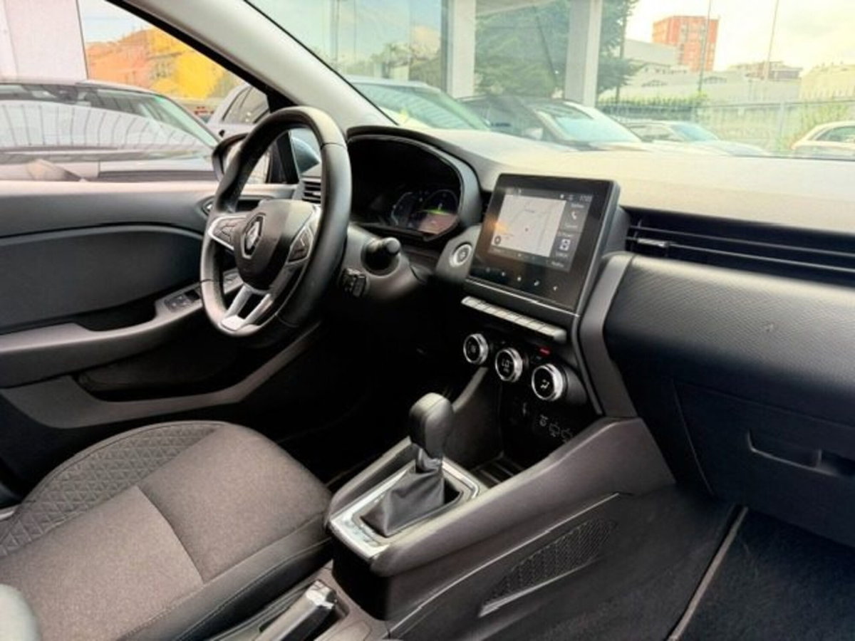 Renault Clio Full Hybrid E-Tech 140 CV 5 porte Business (13)