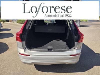 Volvo XC60 B5 (d) AWD automatico Core (13)