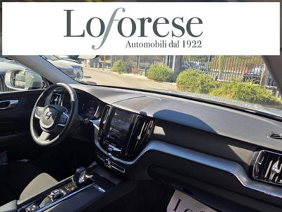 Volvo XC60 B5 (d) AWD automatico Core (18)