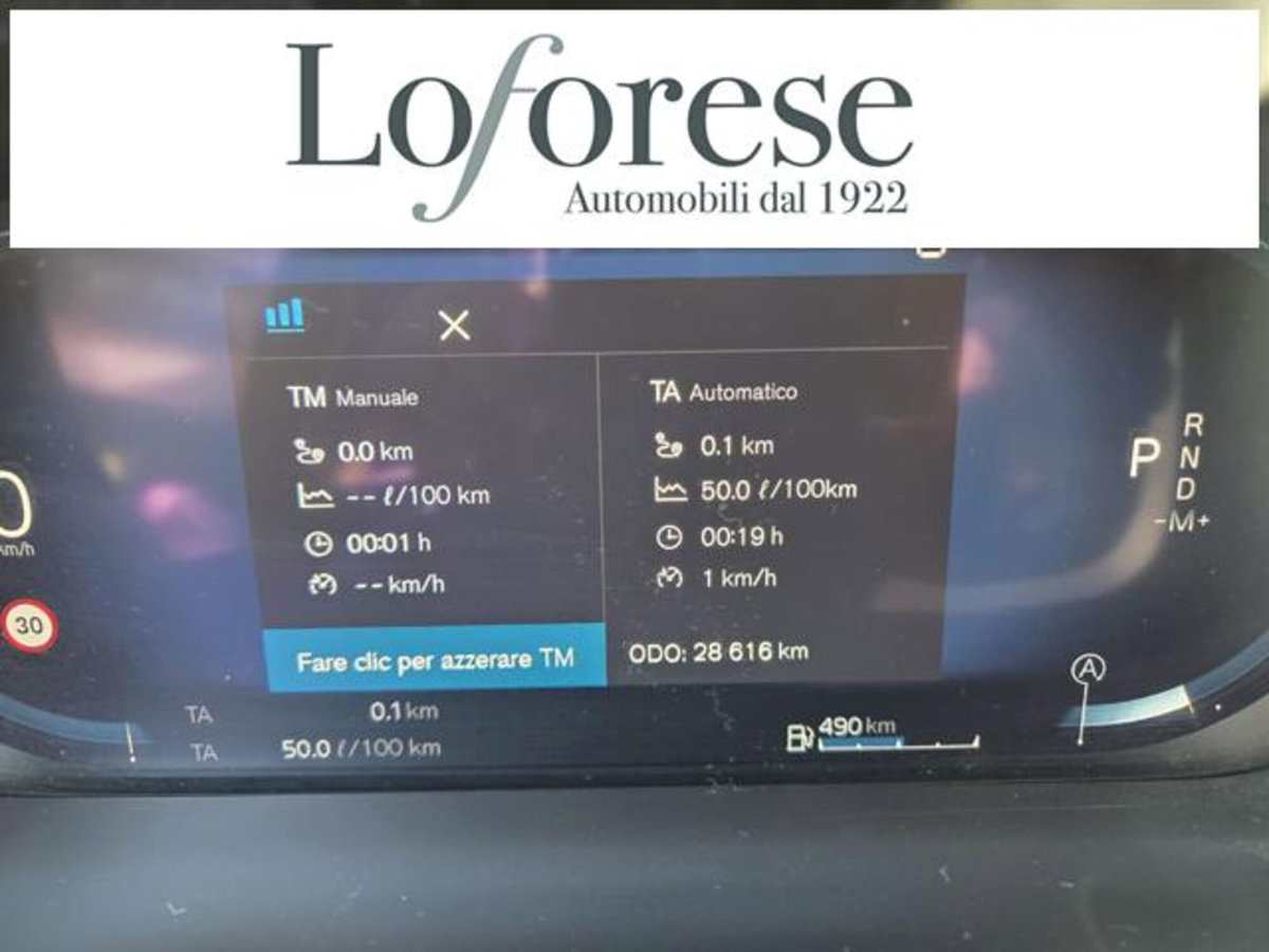 Volvo XC60 B5 (d) AWD automatico Core (19)