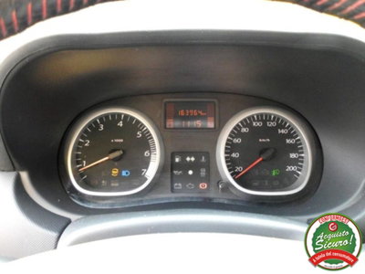 Dacia Duster 1.5 dCi 110CV 4x2 Lauréate (15)