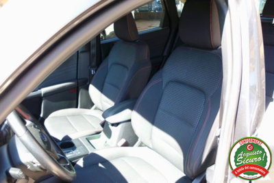 Ford Kuga 1.5 EcoBlue 120 CV 2WD ST-Line (11)