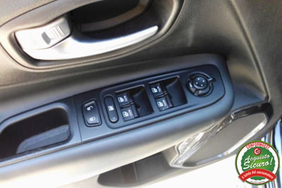 Jeep Renegade 1.3 T4 190CV PHEV 4xe AT6 Limited (16)
