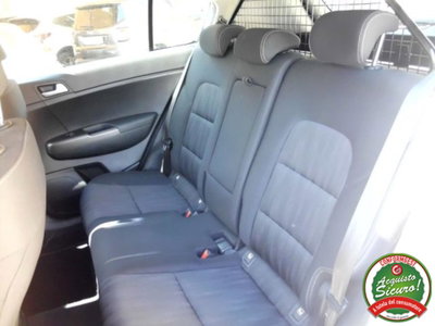Kia Sportage 1.6 CRDI 136 CV 2WD Mild Hybrid Business Class (12)