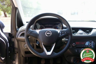 Opel Corsa 1.2 5 porte Cosmo (13)