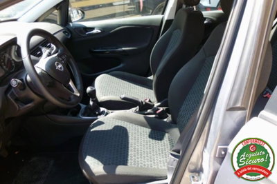 Opel Corsa 1.2 5 porte Cosmo (9)