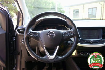Opel Crossland 1.5 ECOTEC D 110 CV Start&Stop Design & Tech (13)