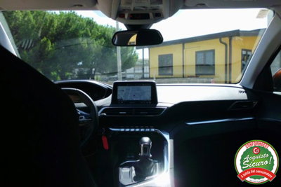 Peugeot 3008 BlueHDi 120 S&S BC Business (14)