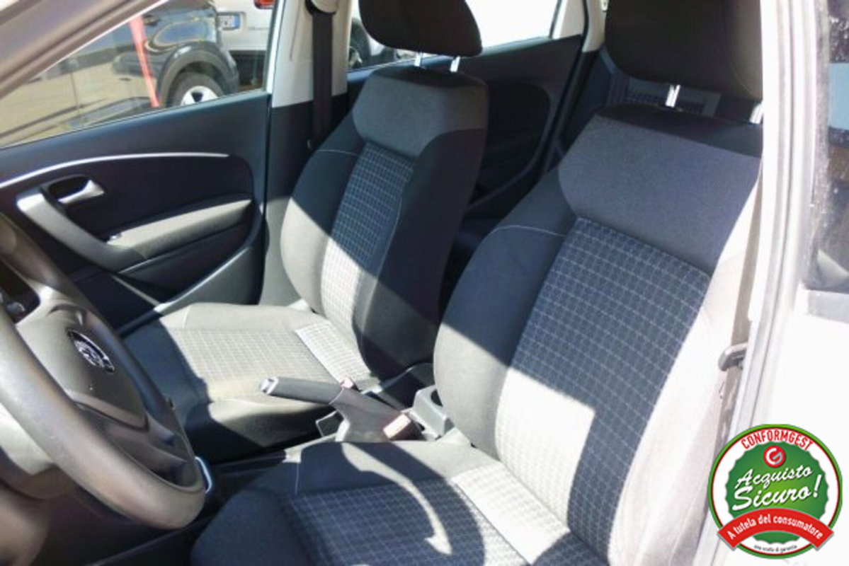 Volkswagen Polo 1.0 MPI 75 CV 5p. Comfortline (11)