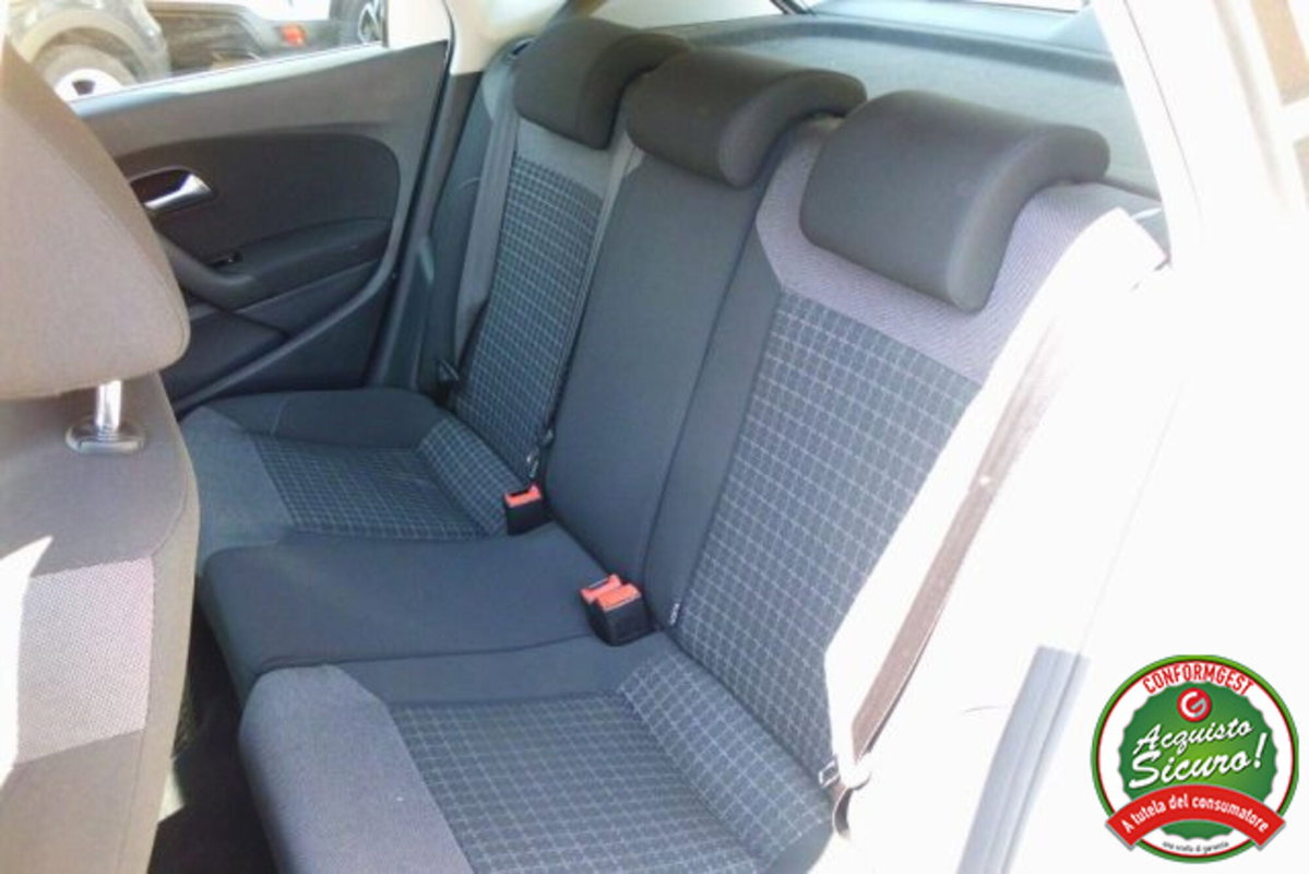 Volkswagen Polo 1.0 MPI 75 CV 5p. Comfortline (12)