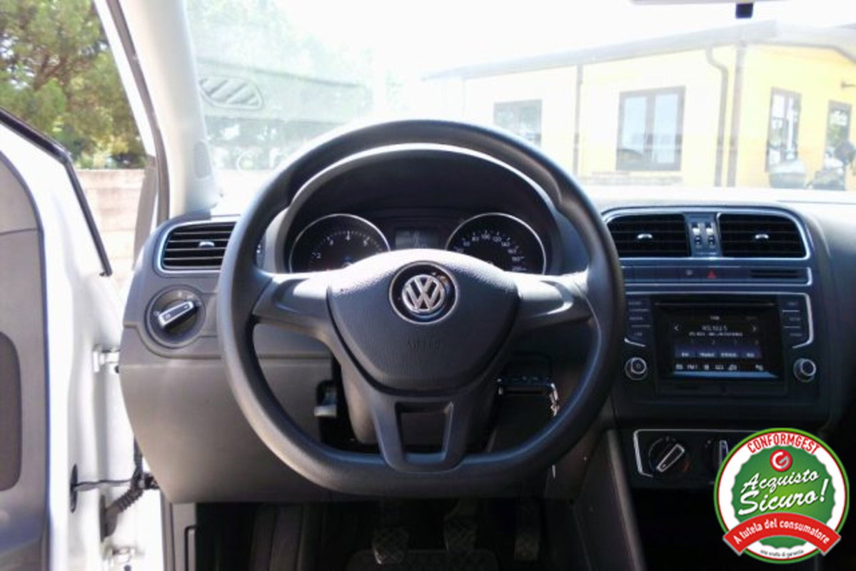 Volkswagen Polo 1.0 MPI 75 CV 5p. Comfortline (13)