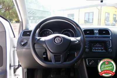 Volkswagen Polo 1.0 MPI 75 CV 5p. Comfortline (13)