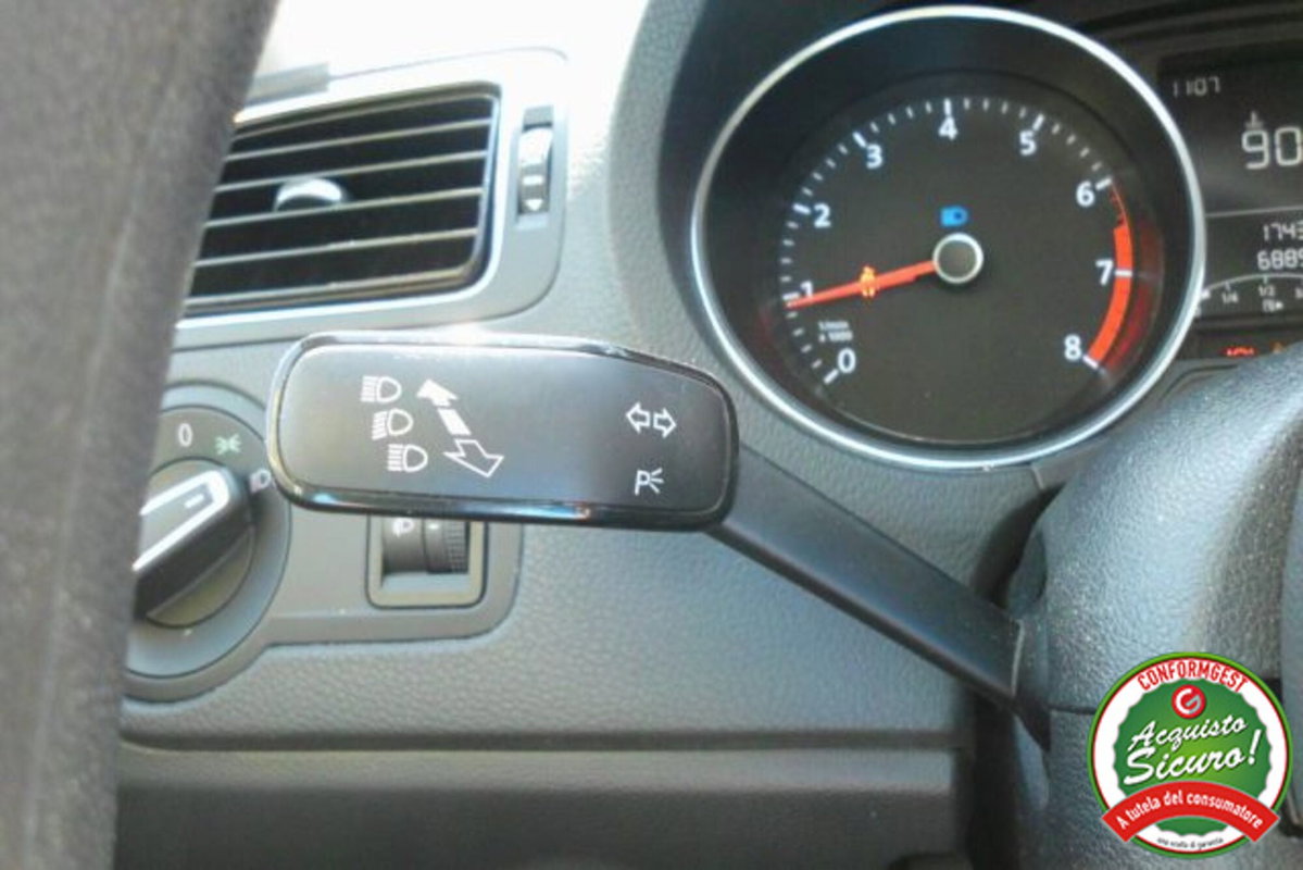 Volkswagen Polo 1.0 MPI 75 CV 5p. Comfortline (20)