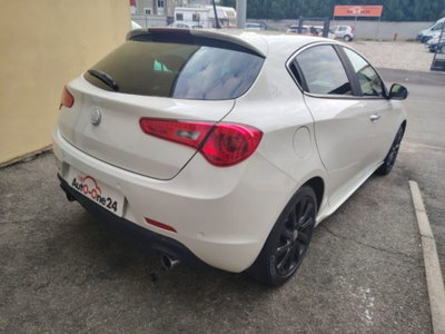 Alfa Romeo Giulietta 2.0 JTDm-2 Exclusive 140cv (10)