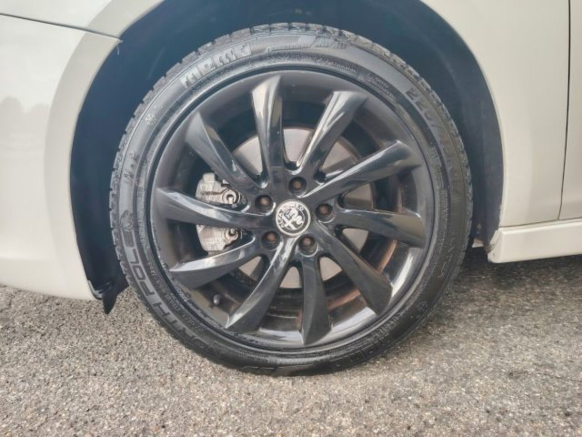 Alfa Romeo Giulietta 2.0 JTDm-2 Exclusive 140cv (11)