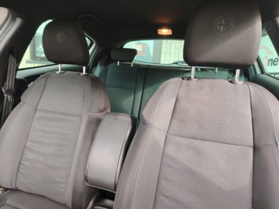 Alfa Romeo Giulietta 2.0 JTDm-2 Exclusive 140cv (16)