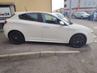 Alfa Romeo Giulietta 2.0 JTDm-2 Exclusive 140cv (6)