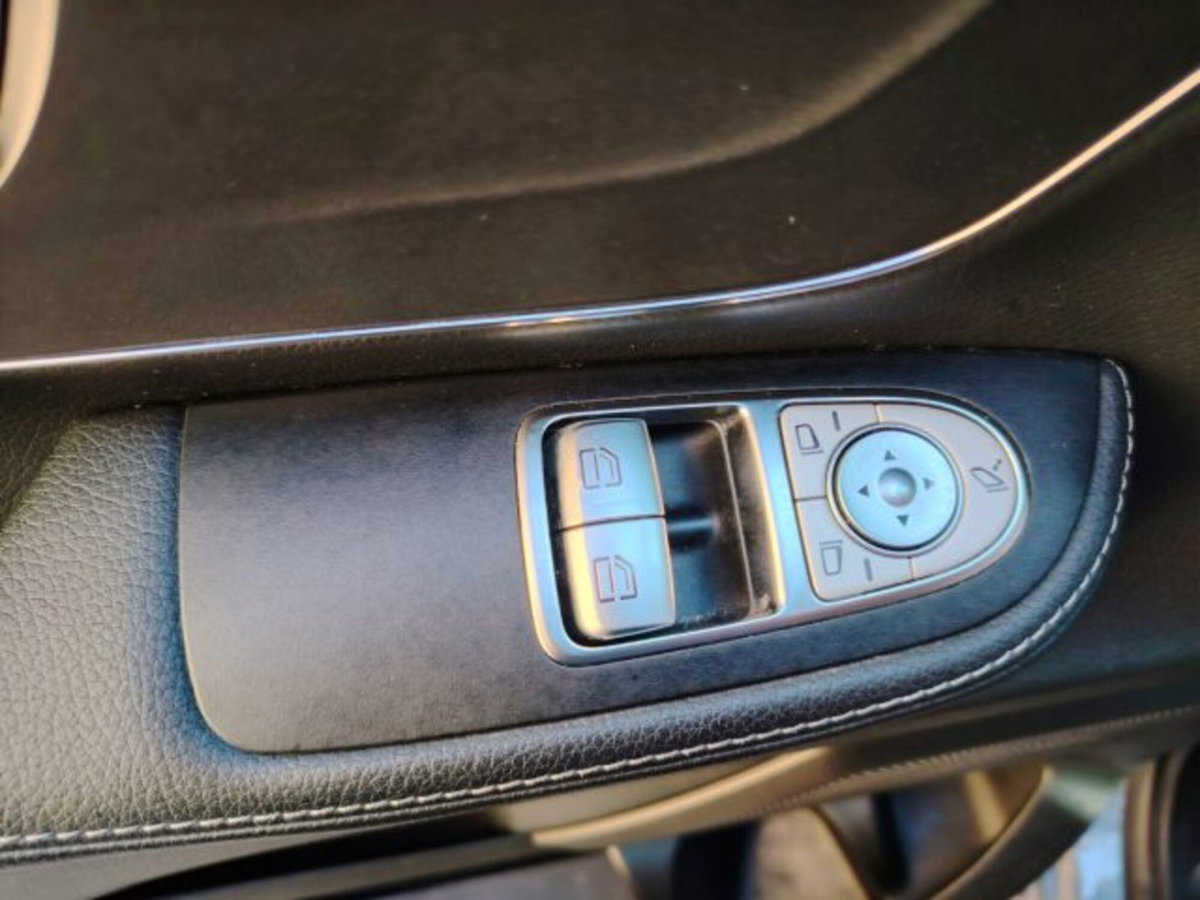 Mercedes-Benz Classe V 250 CDI BlueTEC Automatic Executive Long (11)