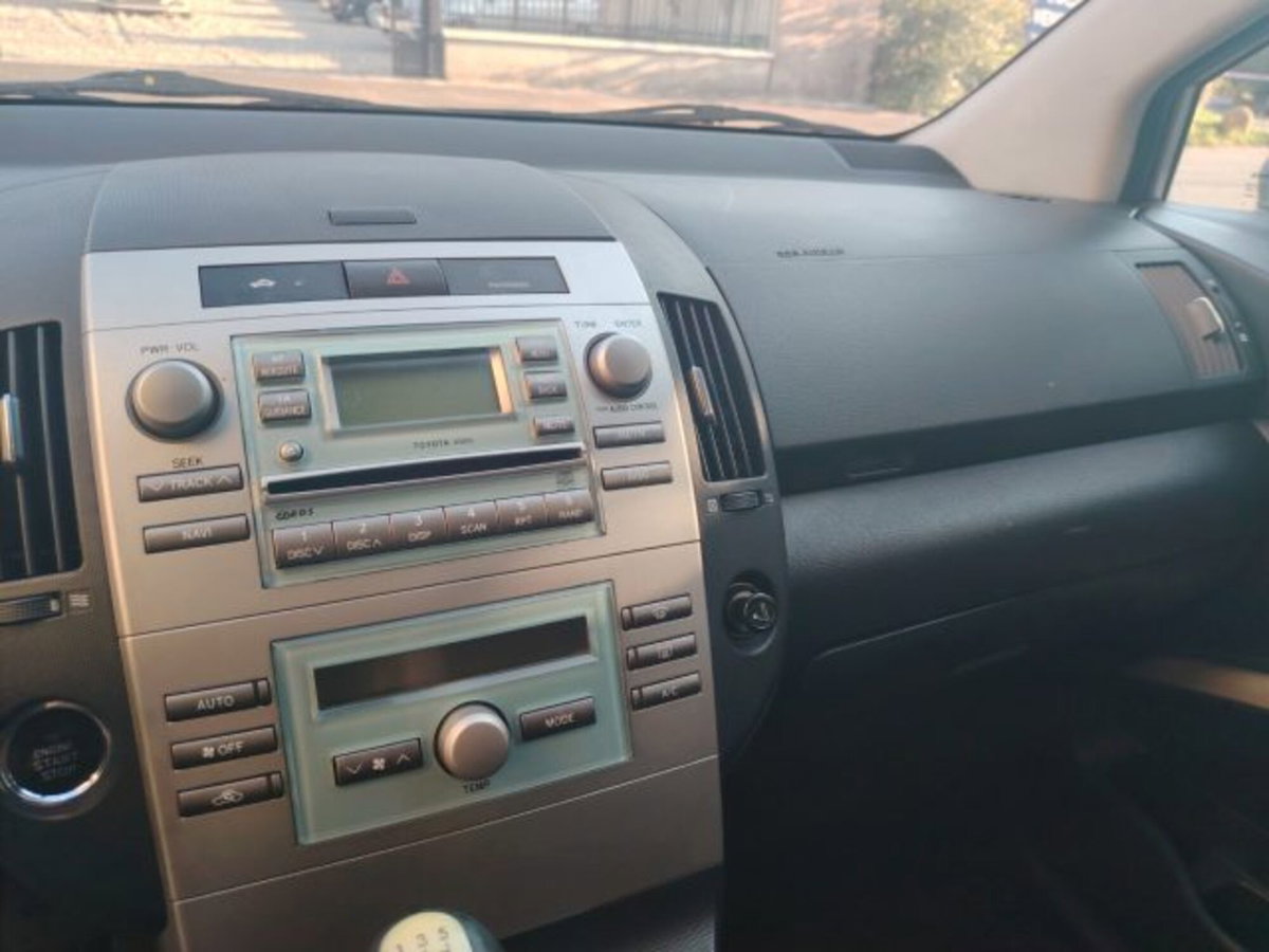 Toyota Corolla Verso 1.8 16V Sol (11)