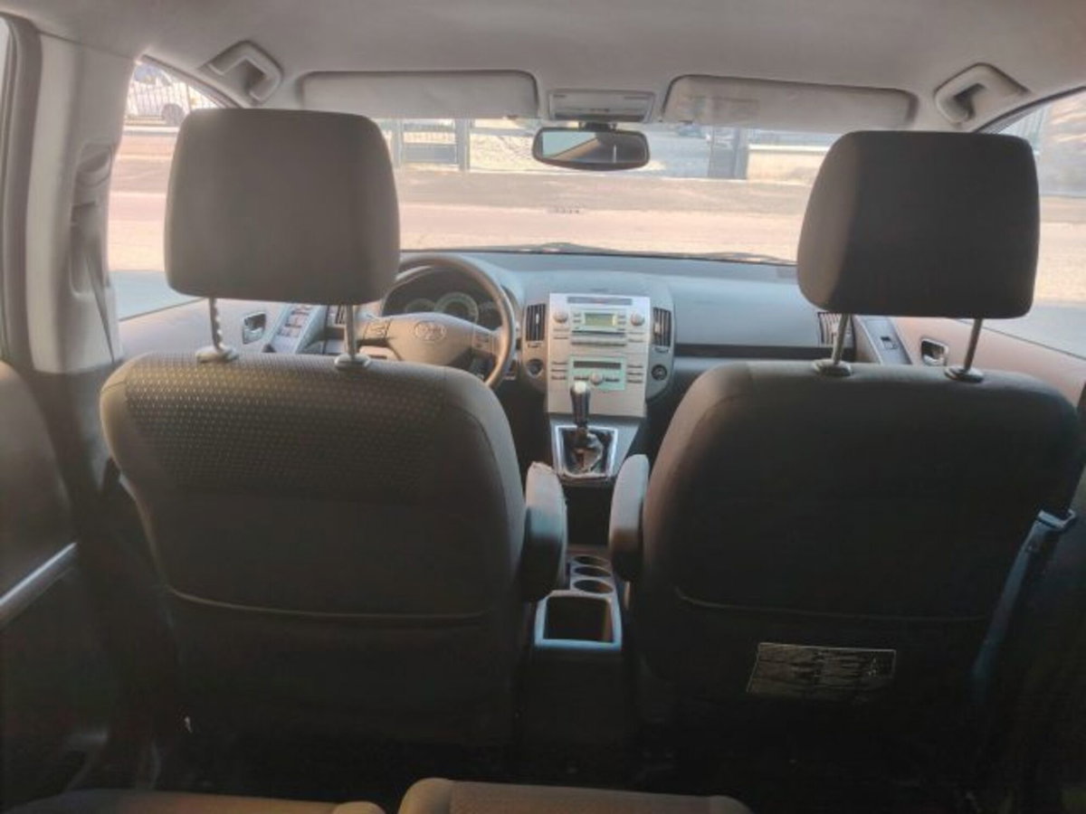 Toyota Corolla Verso 1.8 16V Sol (17)