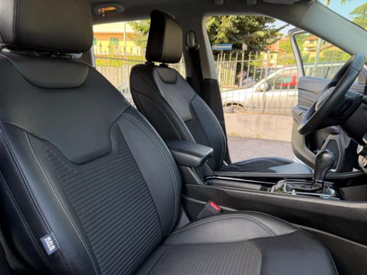 Jeep Compass 1.3 T4 190CV PHEV AT6 4xe Business Plus (10)
