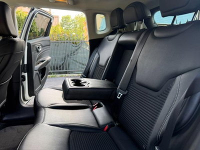 Jeep Compass 1.3 T4 190CV PHEV AT6 4xe Business Plus (12)