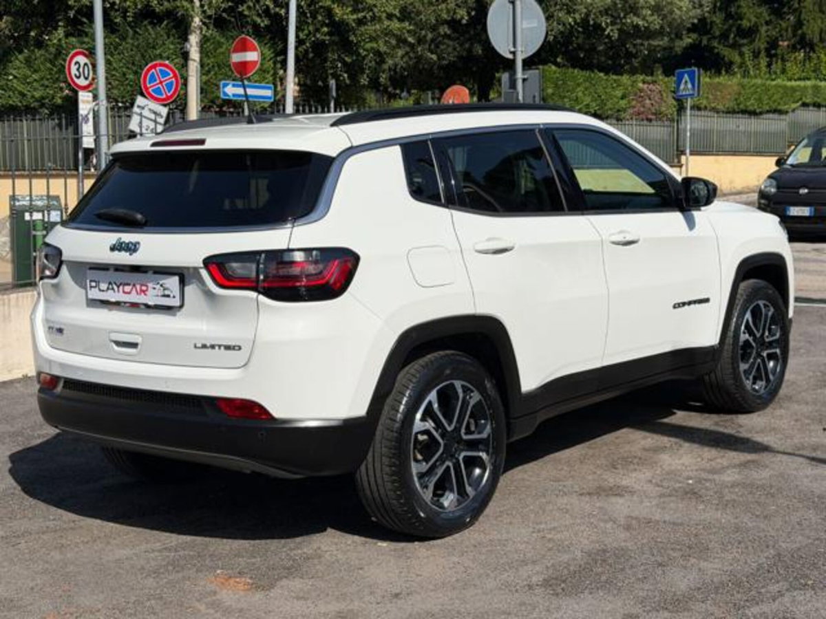 Jeep Compass 1.3 T4 190CV PHEV AT6 4xe Business Plus (4)
