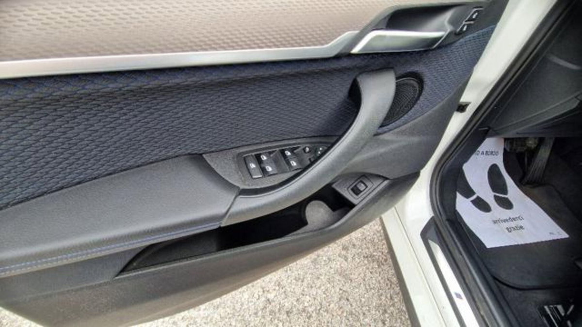 BMW X2 sDrive18d (11)