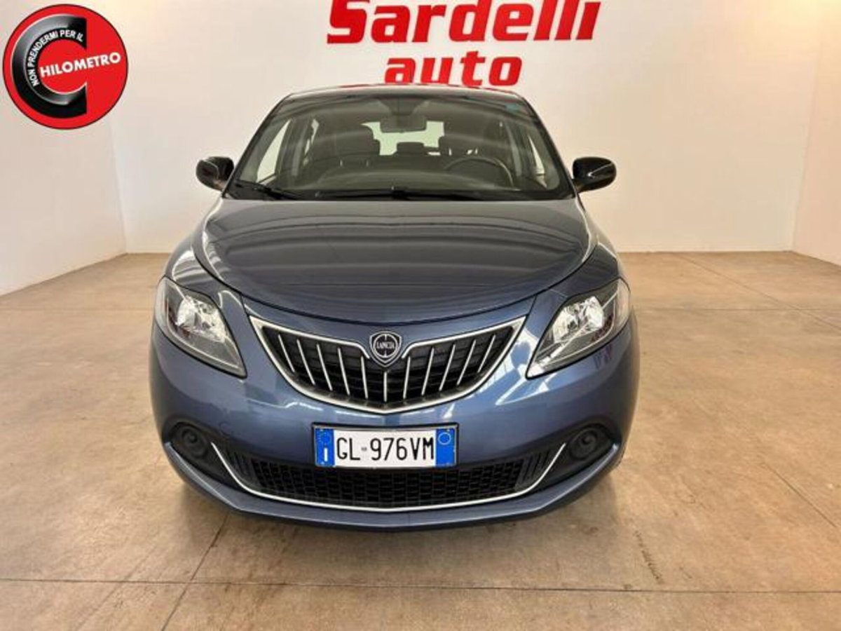 Lancia Ypsilon 1.0 FireFly 5 porte S&S Hybrid Silver Plus (5)