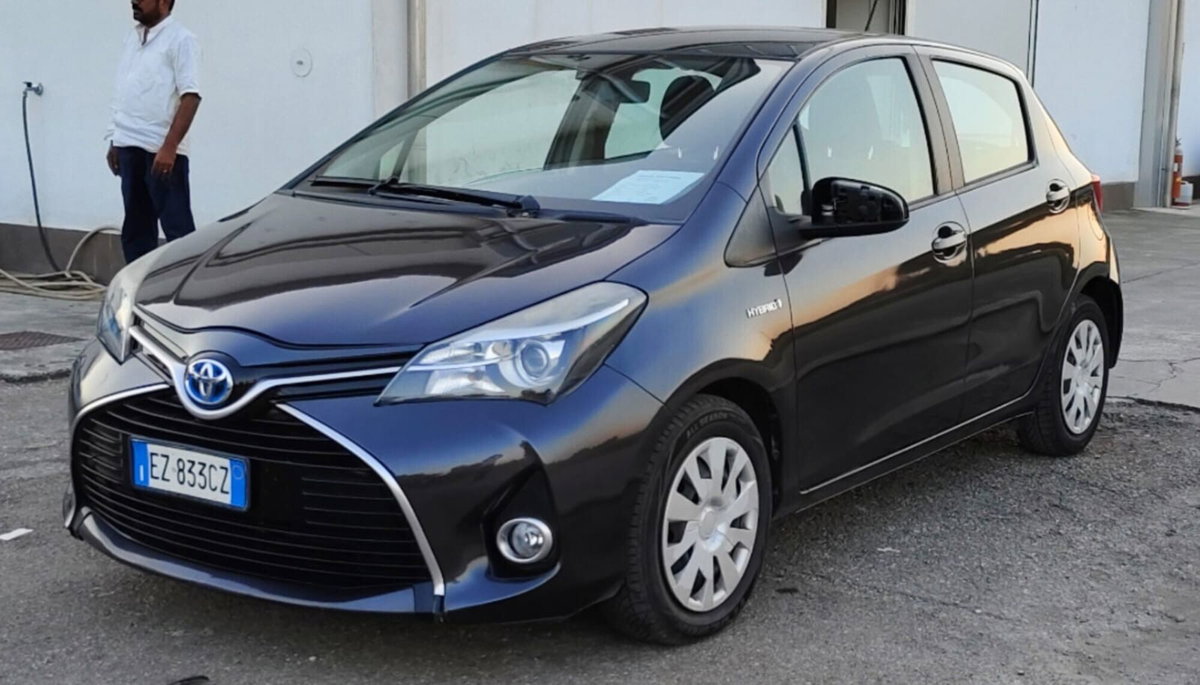Toyota Yaris 1.5 Hybrid 5 porte Active