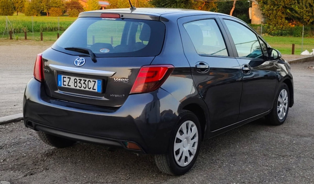 Toyota Yaris 1.5 Hybrid 5 porte Active (20)
