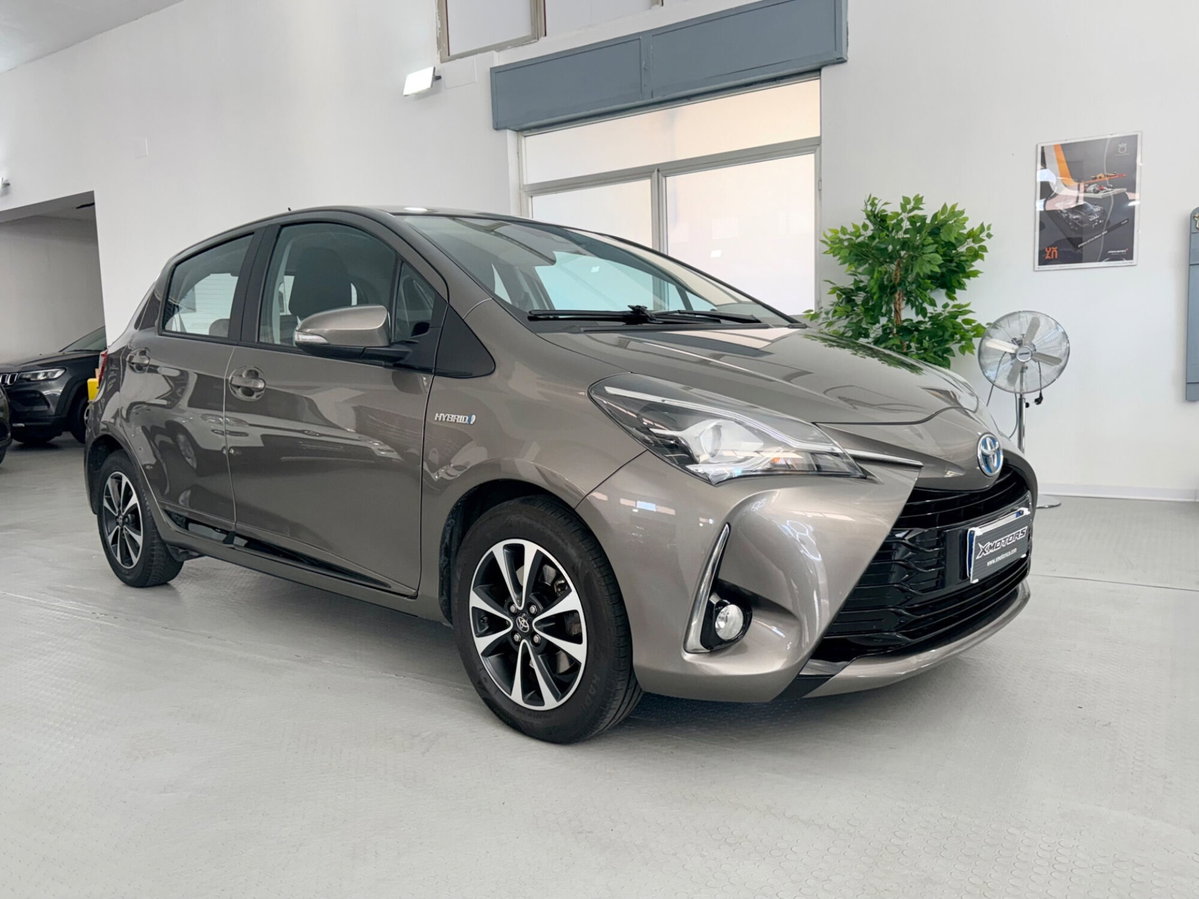 Toyota Yaris 1.5 Hybrid 5 porte Energy (3)