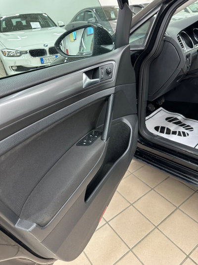 Volkswagen Golf 1.6 TDI 90 CV 5p. Trendline BlueMotion Technology (9)