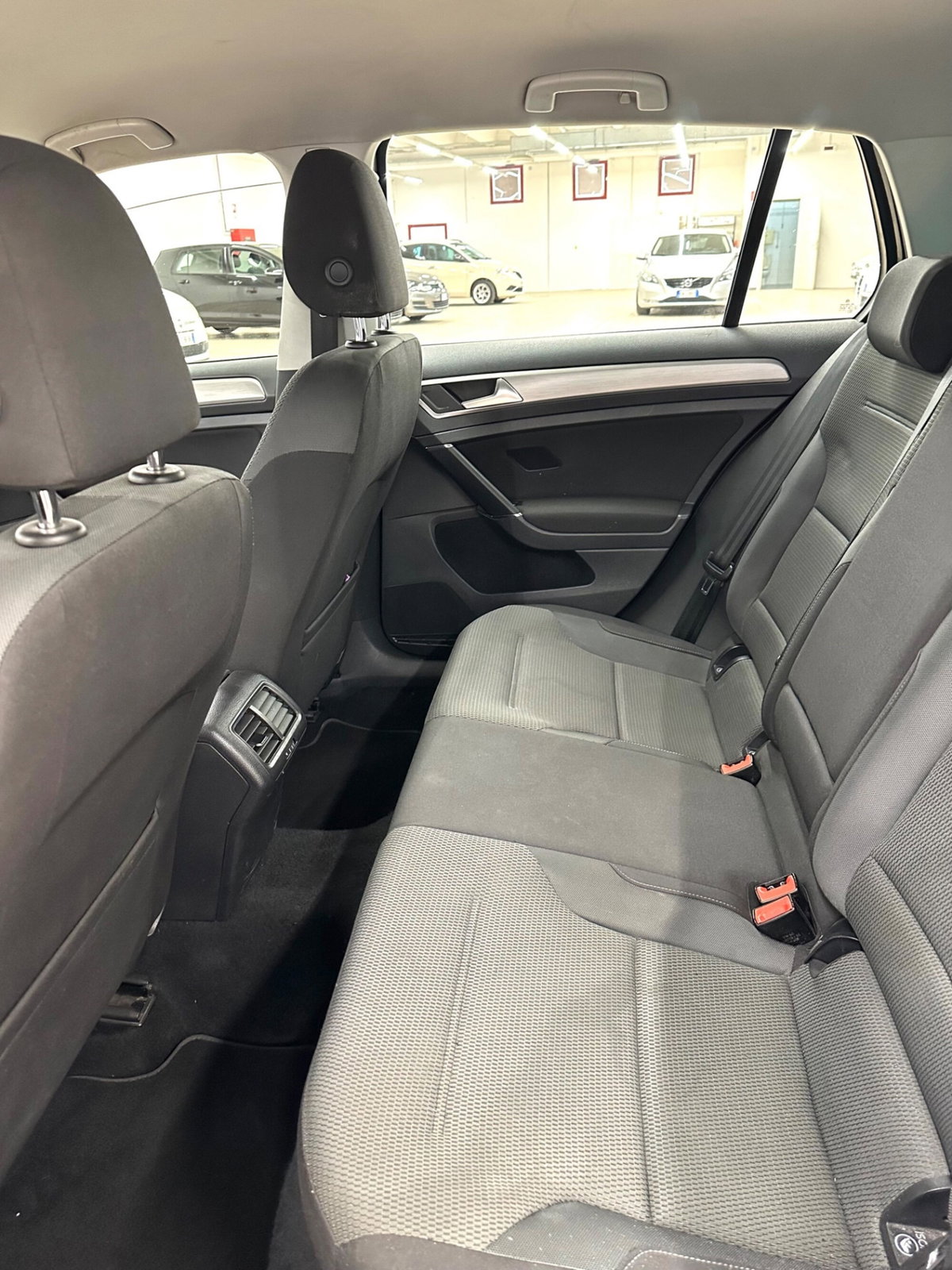 Volkswagen Golf 1.6 TDI 110 CV 5p. Executive BlueMotion Technology (11)
