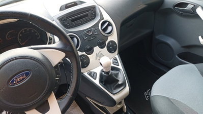 Ford Ka 1.2 8V 69 CV Black&White Edition (13)