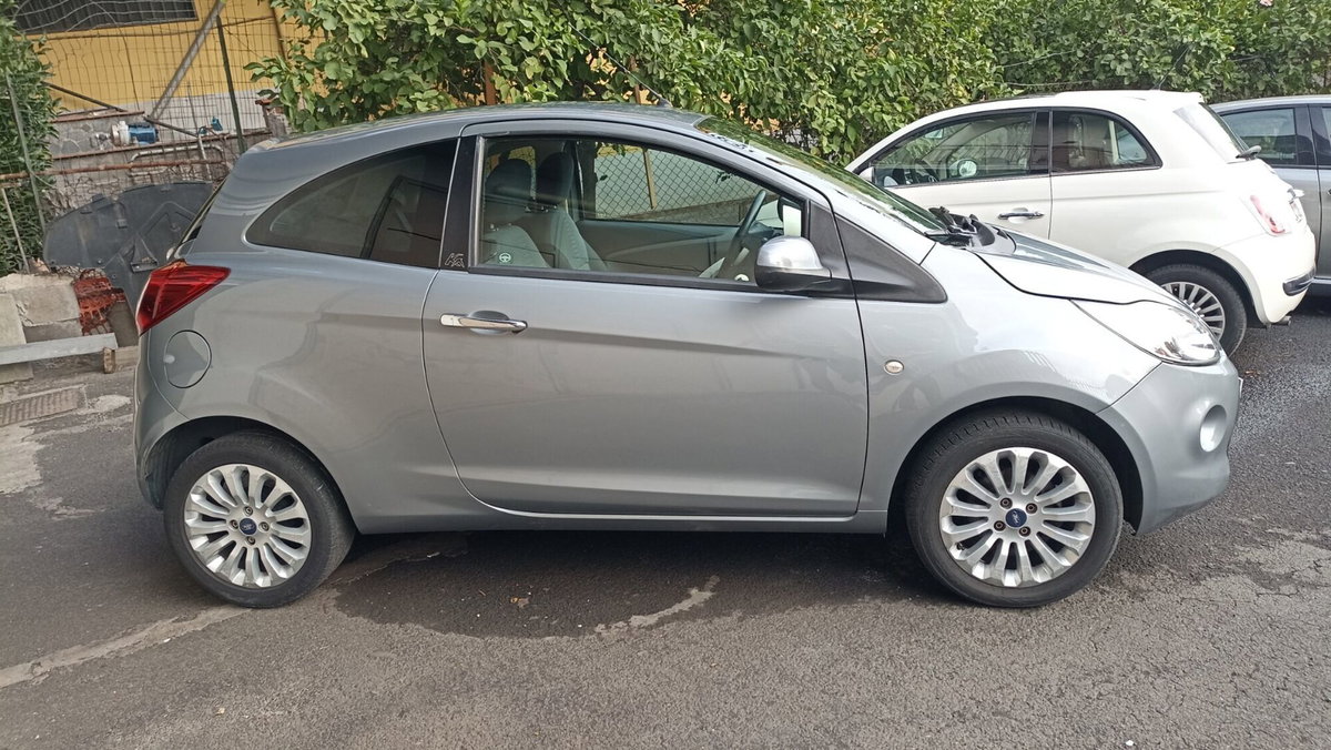 Ford Ka 1.2 8V 69 CV Black&White Edition (6)