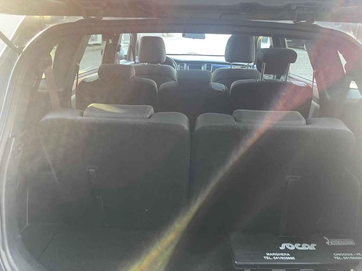Kia Carens 1.7 CRDi 115 CV Class (14)
