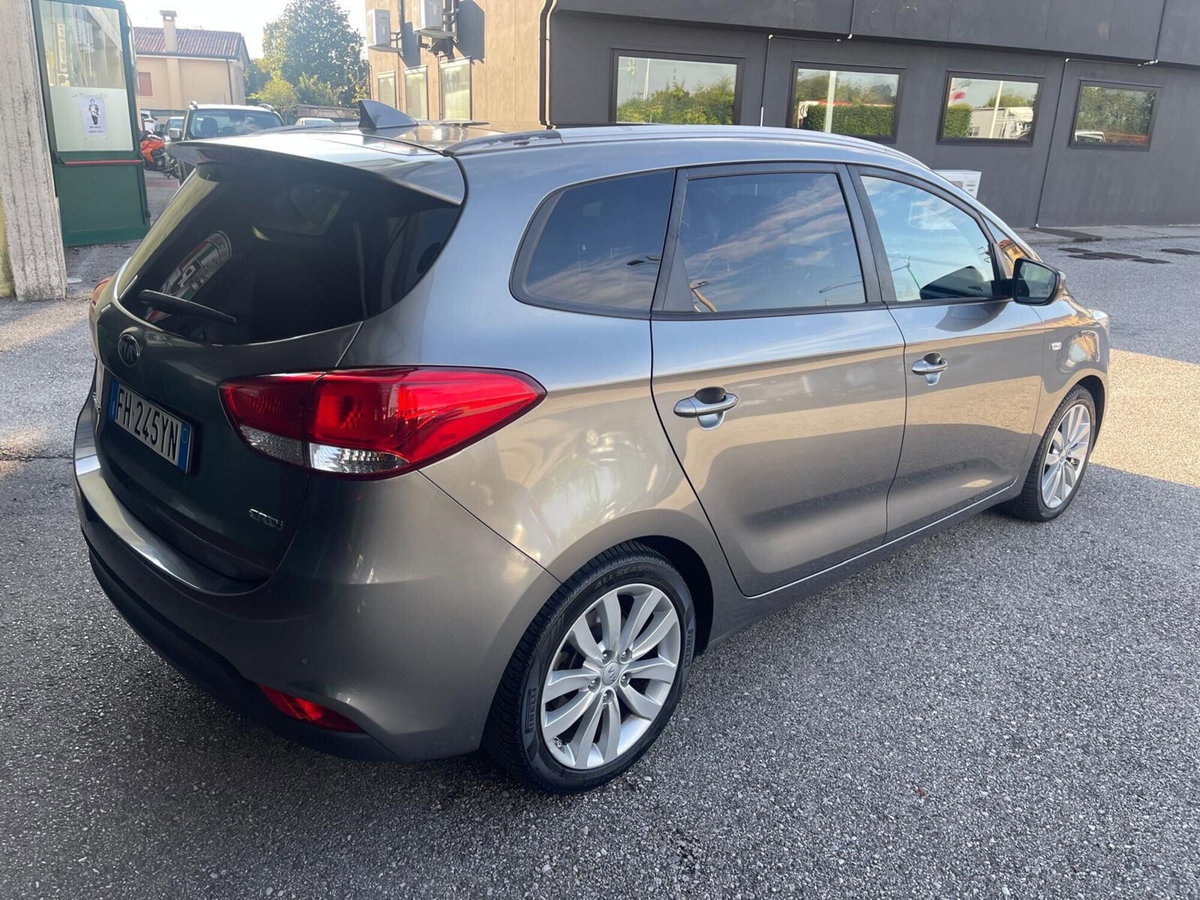 Kia Carens 1.7 CRDi 115 CV Class (3)