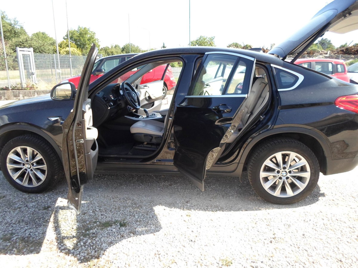 BMW X4 xDrive20d xLine (12)