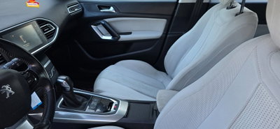 Peugeot 308 SW BlueHDi 120 S&S Business (11)